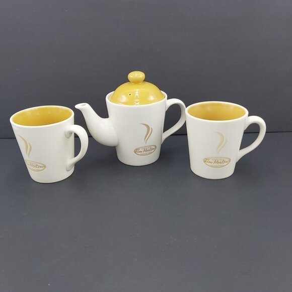Tim Hortons Always Fresh 006 Limited Edition 2 Mugs and Teapot with Lid Set - Picture 4 of 12